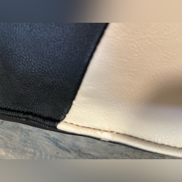 COPY - Steve Madden - Picture 5 of 6